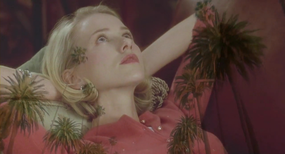 Mulholland Drive: Naomi Watts in una scena del film